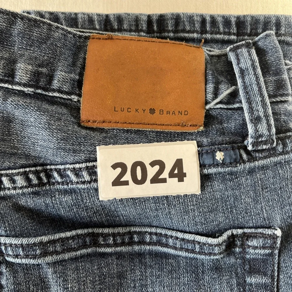 Lucky Brand Jeans Men's 34x31 (Tag 34x32) Blue 221 Original Straight Denim